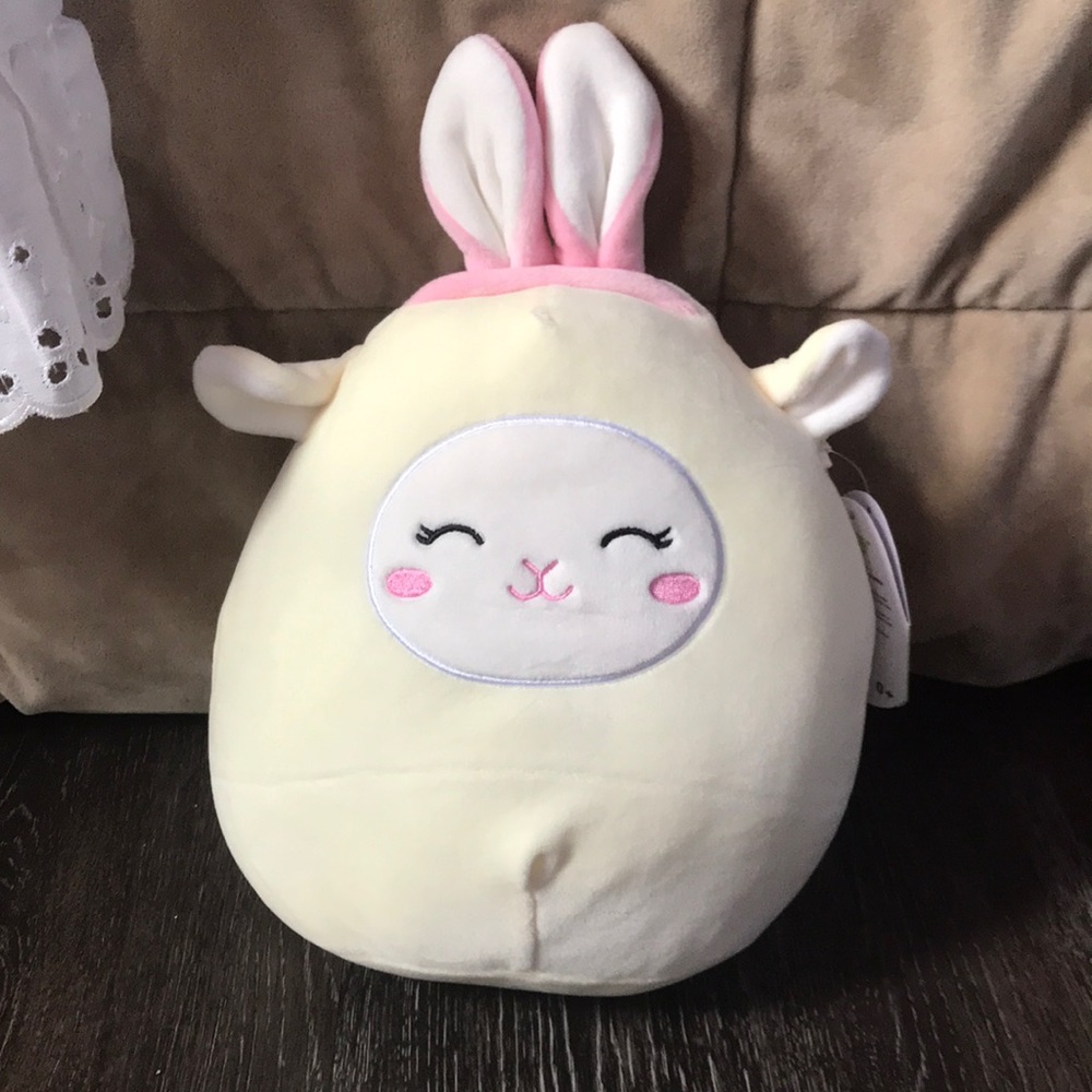 Sophie the lamb squishmallow